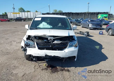 2017 Dodge Grand Caravan Sxt z USA, uszkodzony, nr VIN 2C4RDGCG5HR611950